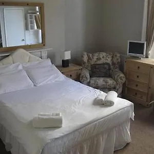 The Queensbury Hotell
